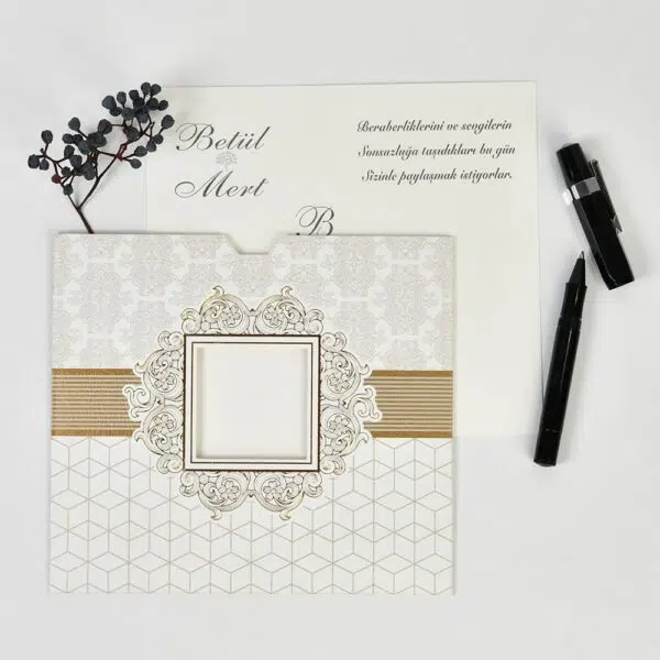 Invitatie de Nunta Romantica - cod 521