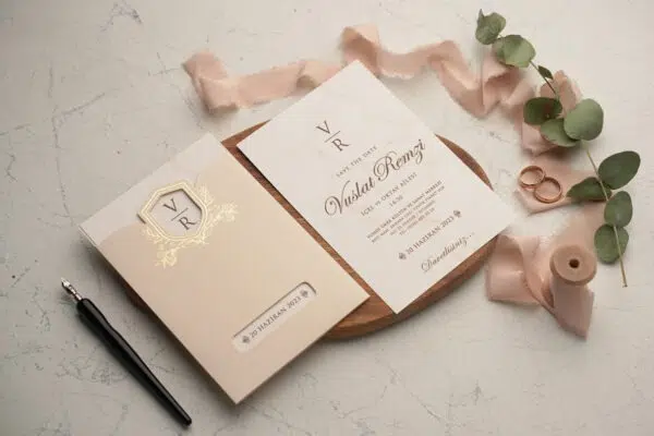 Foto Invitatie de Nunta cu motiv Elegant - Cod 9198 P