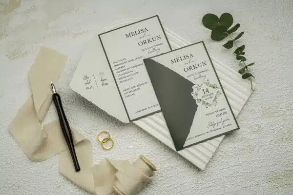 Foto Invitatie de Nunta cu motiv Floral – Cod 9352 P